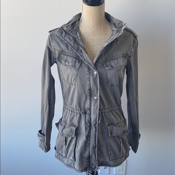 Aritzia Talula Trooper jacket in grey - Picture 2 of 4